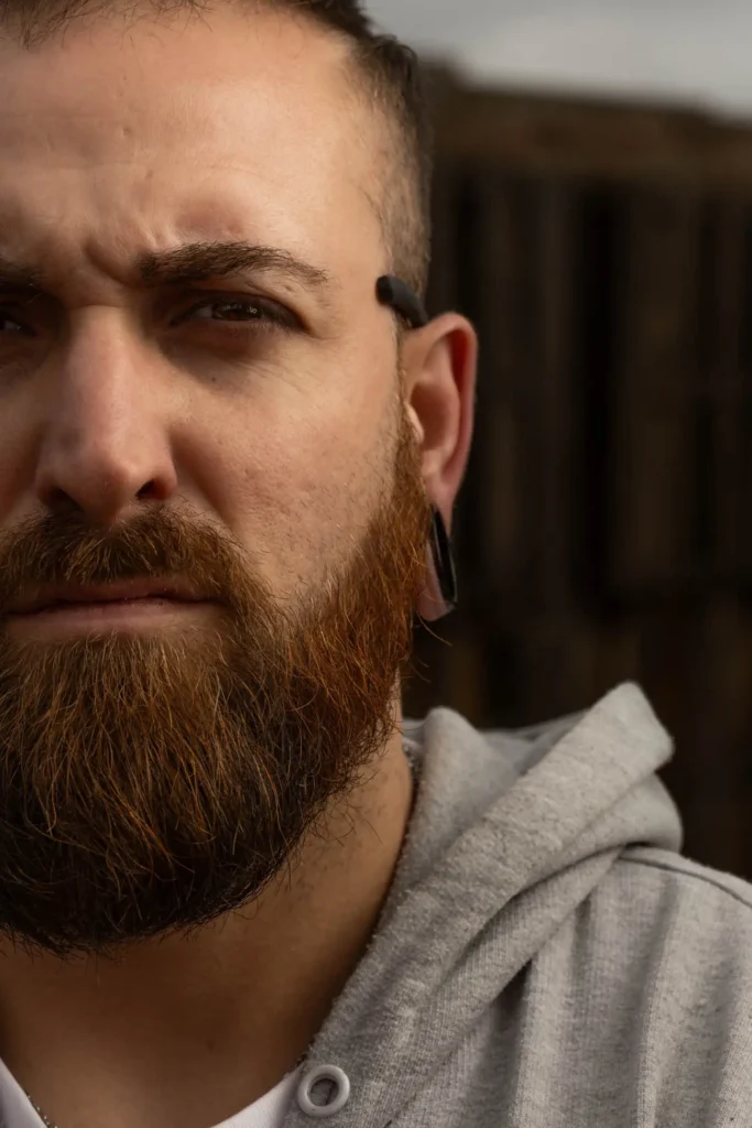 Retrato Barba roja, arbitro Elysium