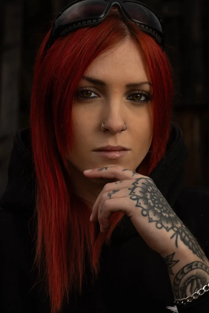 Fotografia profesional mujer arbitro en el airsoft