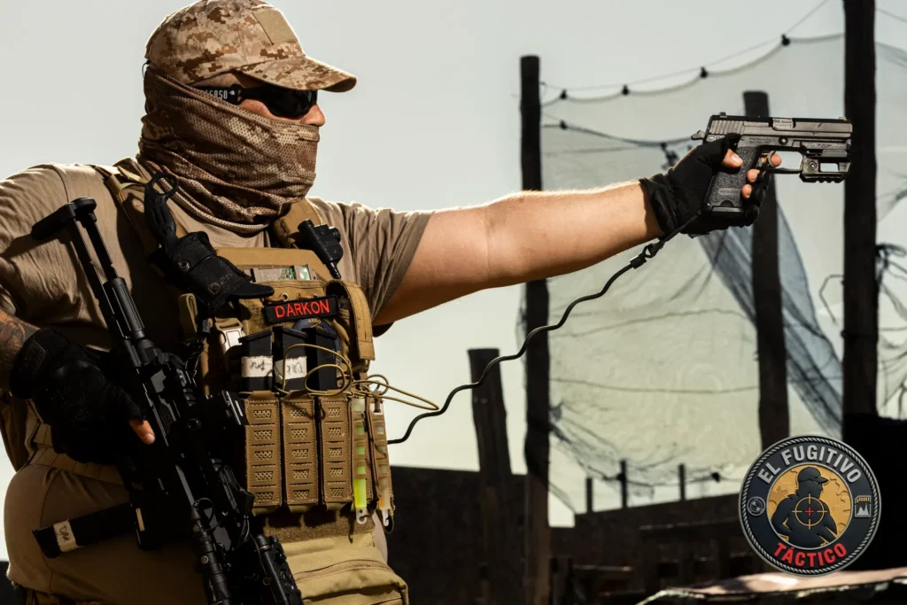 Replica SPCW-9 Pro de Maruyama y pistola Glock